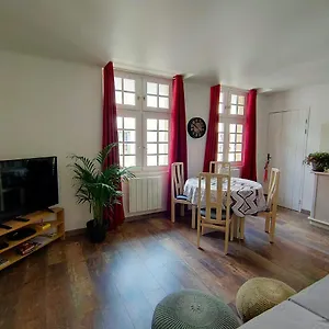 https://jeu-de-paume.biarritzhotels.info