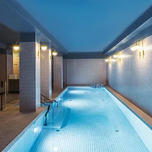Hotel Du Rond-point Des Champs-elysees - Esprit De France, Paris