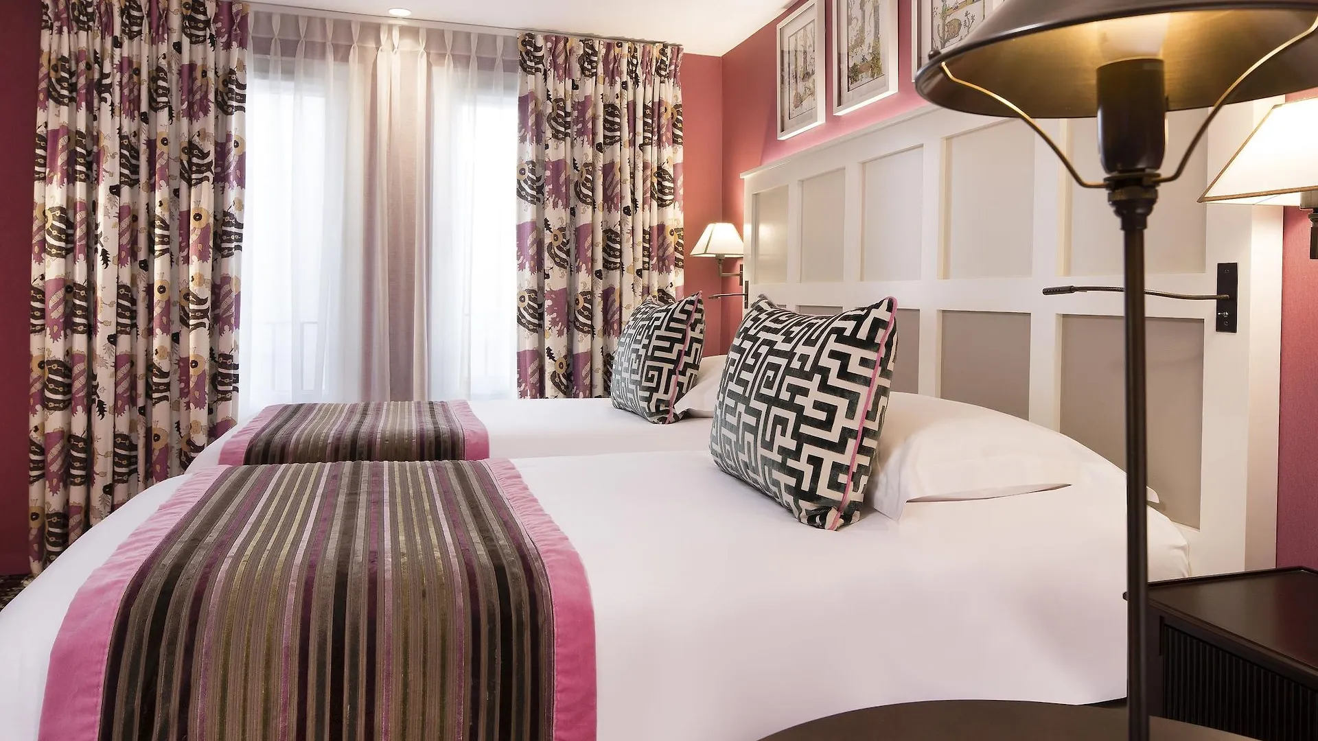 Hotel Les Tournelles Paris 3*,  Frankreich